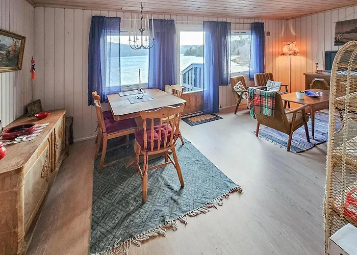 2 Bedroom Awesome In *